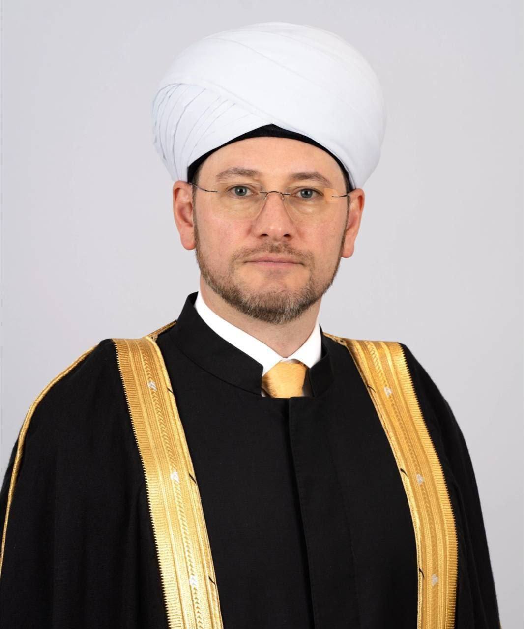 Подробнее о статье Уважаемые организаторы, преподаватели и гости торжественного вечера«С верой и любовью сквозь года»!