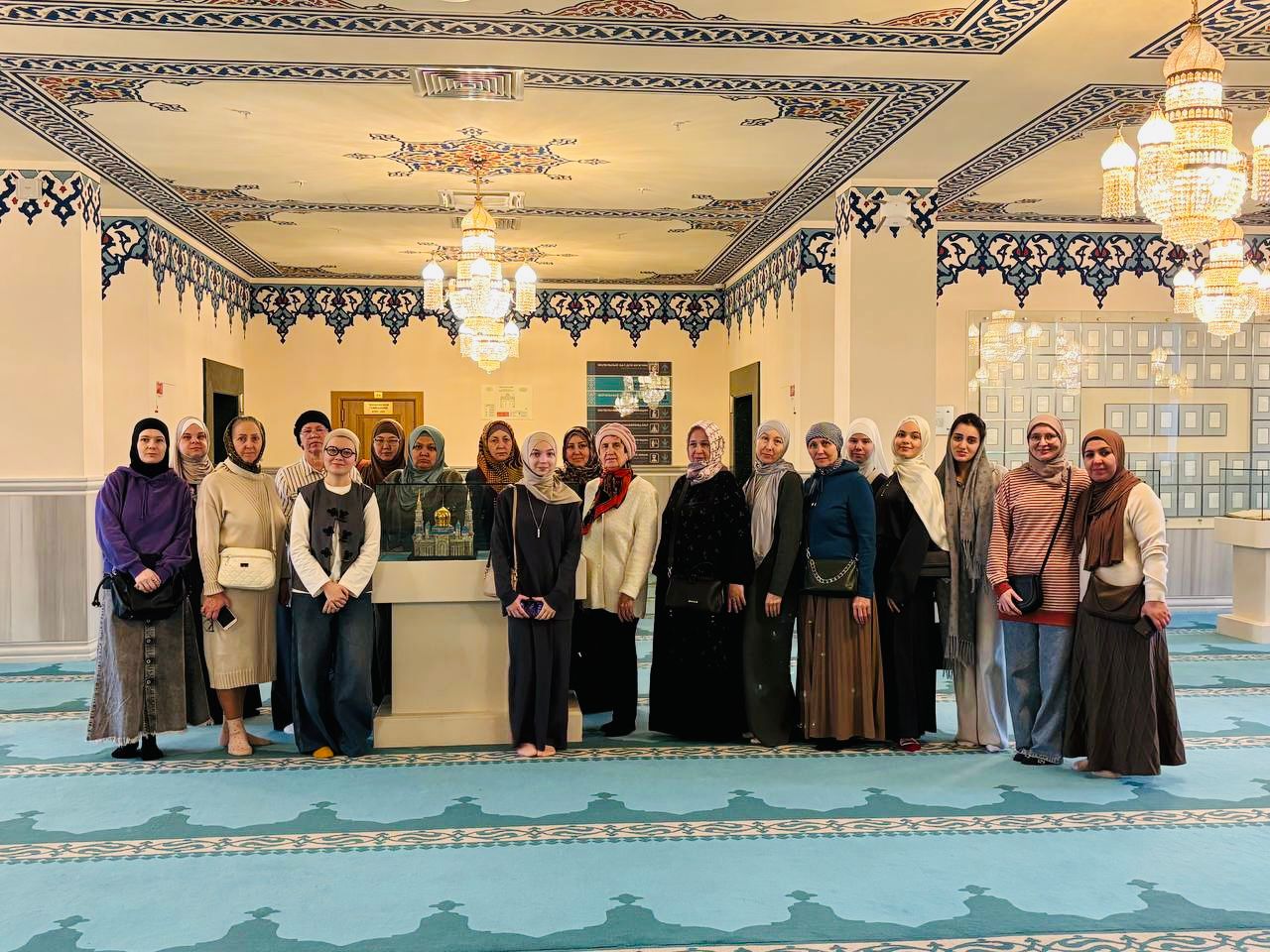 Подробнее о статье МОСКОВСКАЯ СОБОРНАЯ МЕЧЕТЬ В ОЧЕРЕДНОЙ РАЗ ПРЕДСТАЛА ПЕРЕД НАМИ ВО ВСЕМ СВОЕМ ВЕЛИЧИИ И КРАСОТЕ